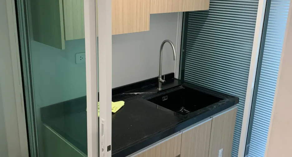 Wohnung zur Miete mit 1 Zimmer in Phra Khanong, Bangkok