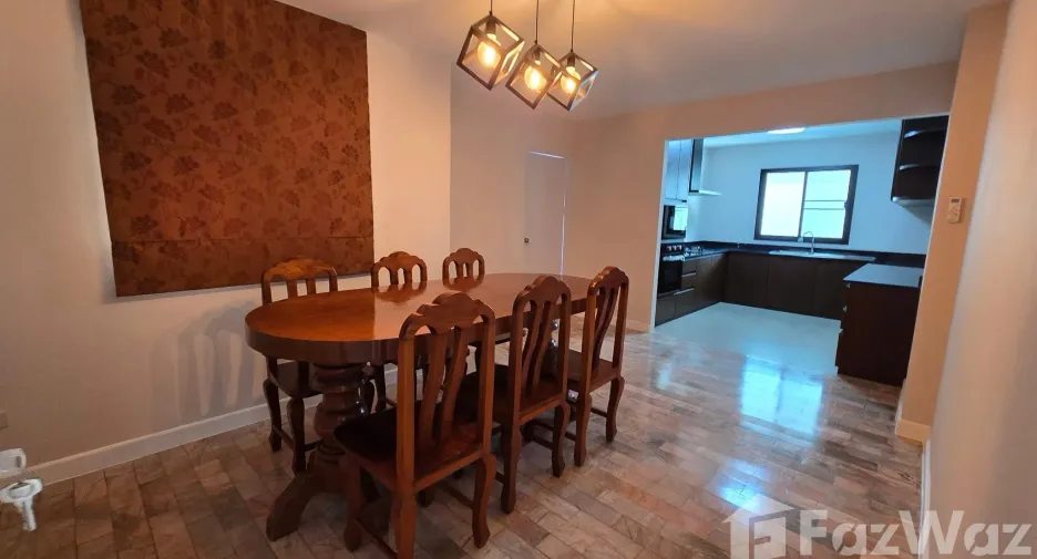 For sale and for rent 5 bedrooms villa in Mueang Chiang Mai, Chiang Mai