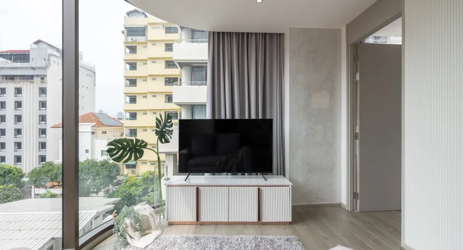 For sale and for rent 2 bedrooms condo in Khlong Toei, Bangkok