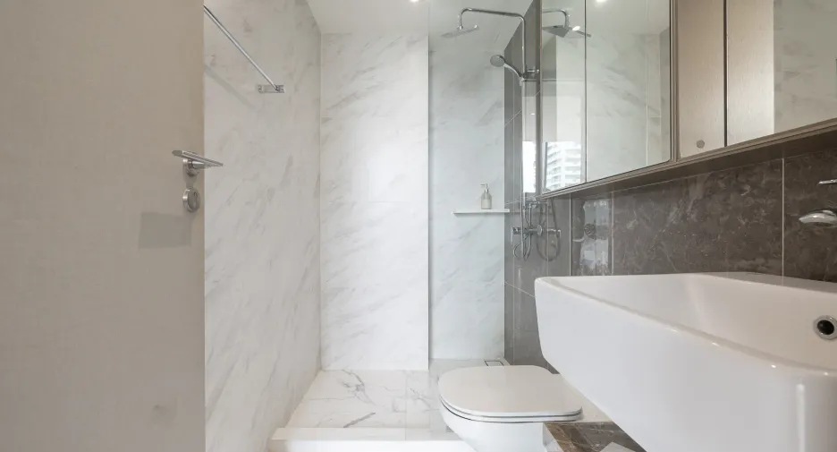 For sale and for rent 2 bedrooms condo in Khlong Toei, Bangkok