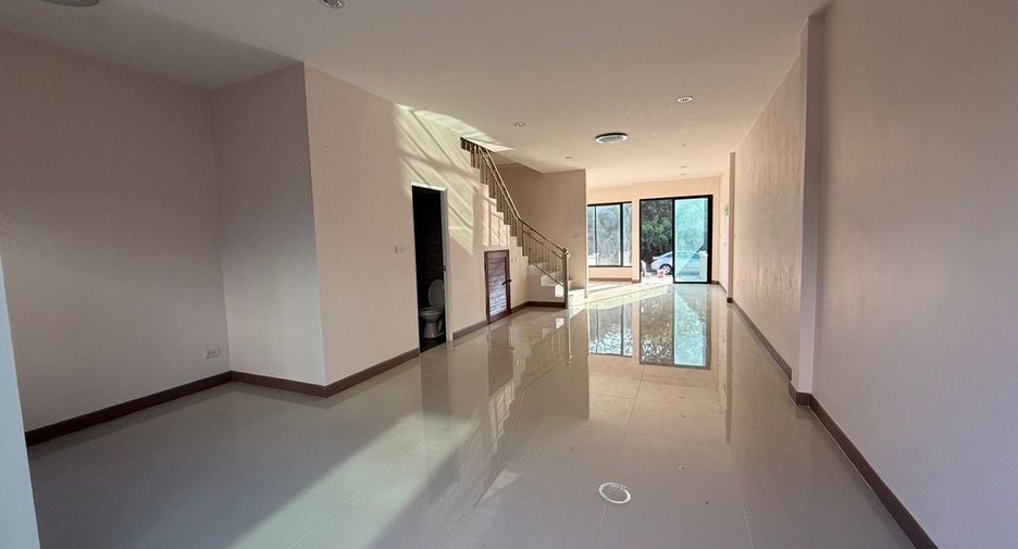 For sale 3 bedrooms townhouse in Hua Hin, Prachuap Khiri Khan