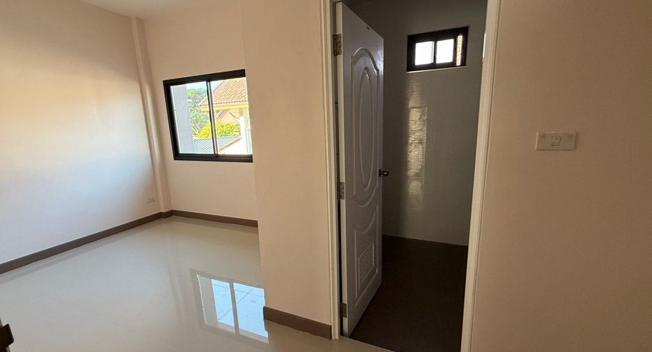 For sale 3 bedrooms townhouse in Hua Hin, Prachuap Khiri Khan
