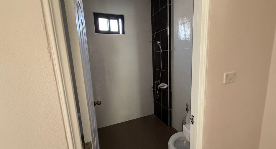 For sale 3 bedrooms townhouse in Hua Hin, Prachuap Khiri Khan
