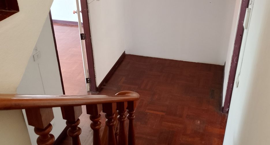 For sale 3 bedrooms townhouse in Mueang Chiang Mai, Chiang Mai