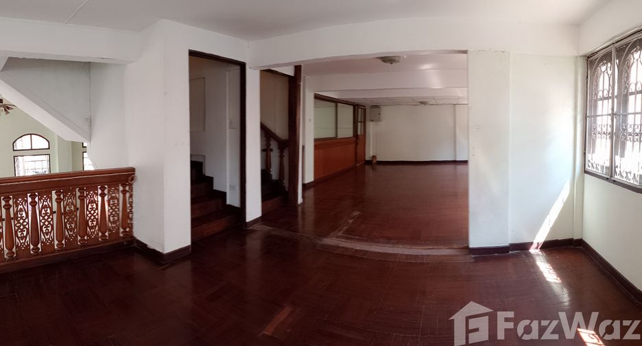 For sale 3 bedrooms townhouse in Mueang Chiang Mai, Chiang Mai
