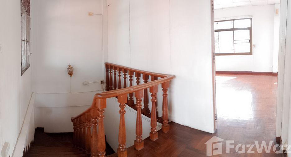 For sale 3 bedrooms townhouse in Mueang Chiang Mai, Chiang Mai