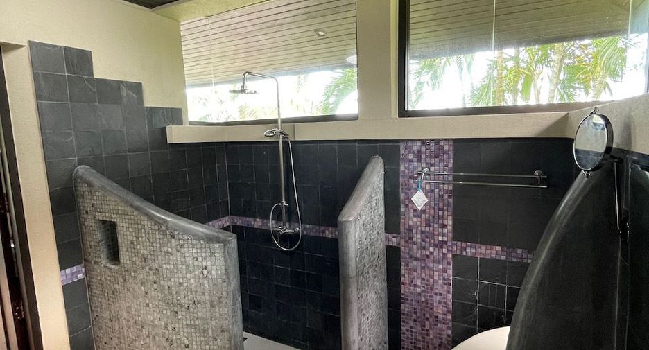 For rent 3 bedrooms villa in Ko Samui, Surat Thani
