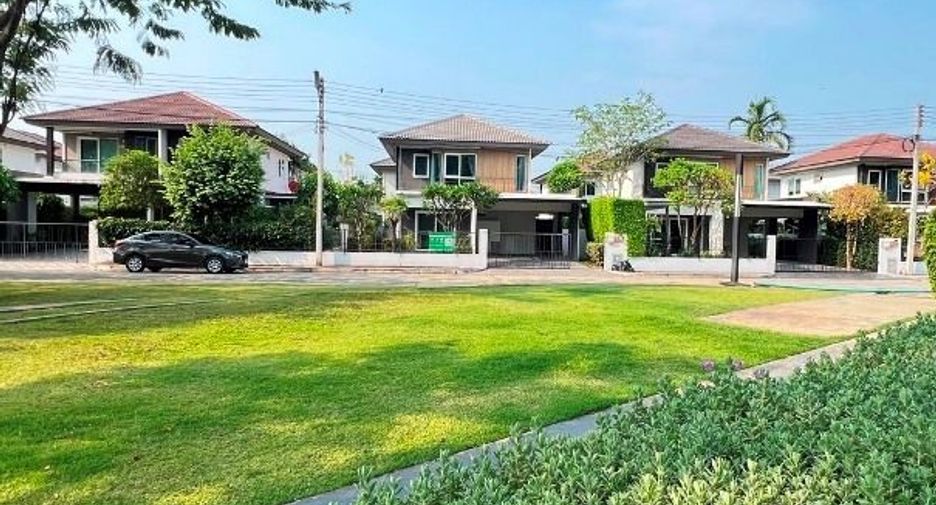 Casa en venta y en alquiler de 3 habitaciones en San Kamphaeng, Chiang Mai