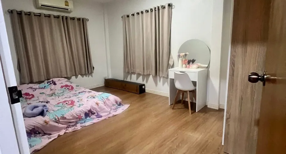 For rent 2 bedrooms house in Saraphi, Chiang Mai