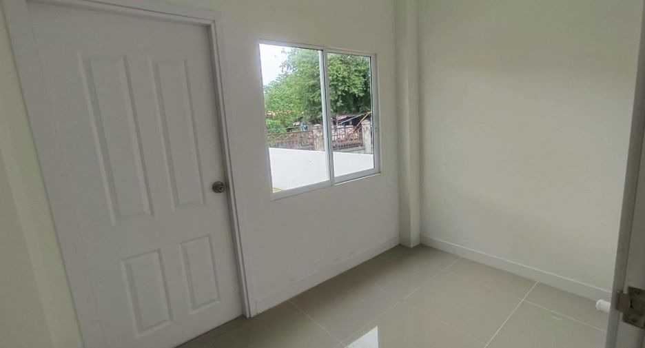 For sale 3 bedrooms house in Prawet, Bangkok