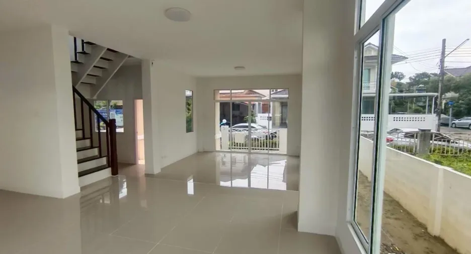 For sale 3 bedrooms house in Prawet, Bangkok