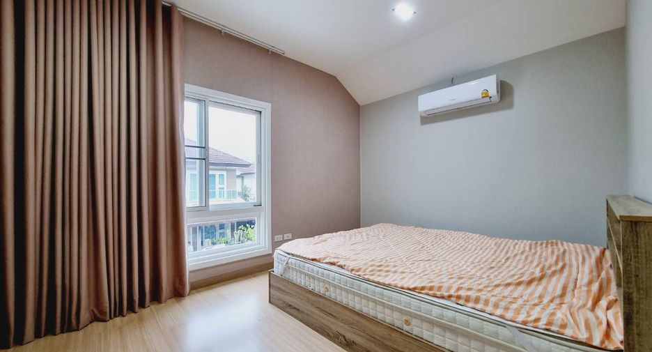 For rent 3 bedrooms house in Mueang Chiang Mai, Chiang Mai