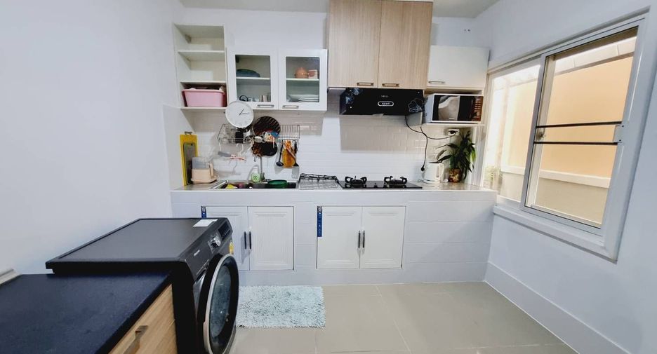 For rent 3 bedrooms house in Mueang Chiang Mai, Chiang Mai