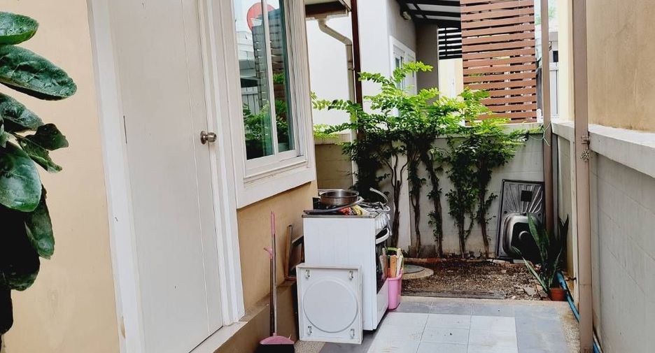 For rent 3 bedrooms house in Mueang Chiang Mai, Chiang Mai