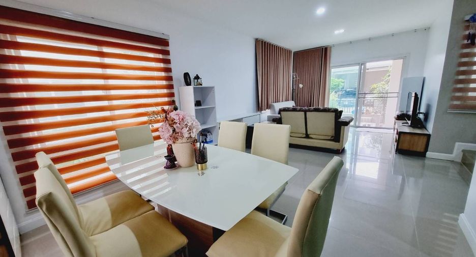 For rent 3 bedrooms house in Mueang Chiang Mai, Chiang Mai