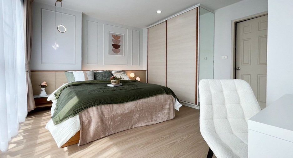 For sale 1 bed condo in Huai Khwang, Bangkok