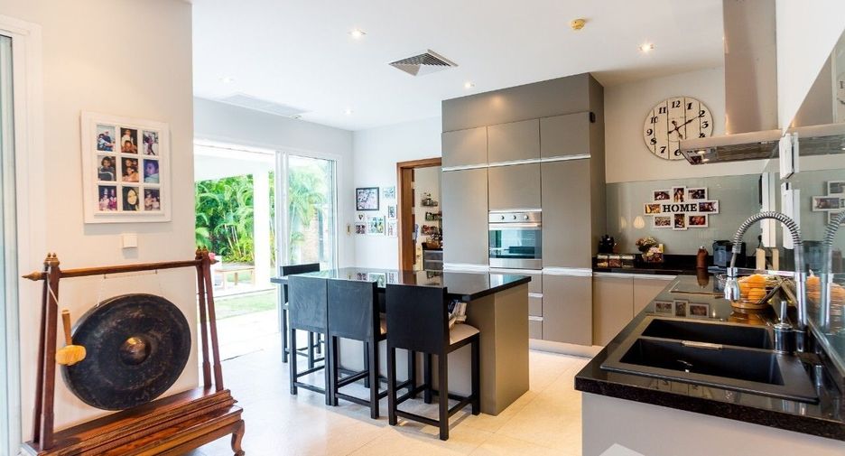 À vendre et à louer 3 chambres villa à Hua Hin, Prachuap Khiri Khan