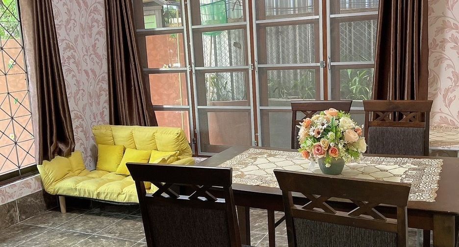 For rent 2 bedrooms villa in Mueang Chiang Mai, Chiang Mai