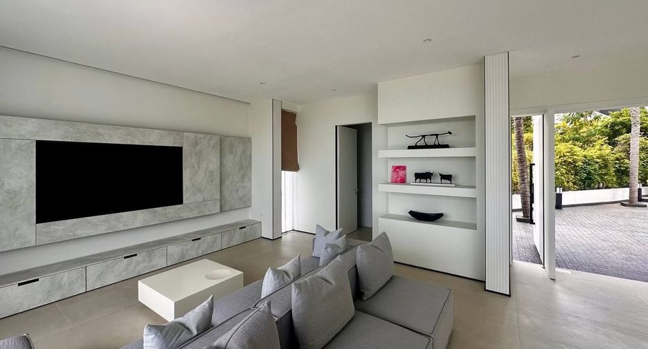 For sale 4 bedrooms villa in Ko Samui, Surat Thani