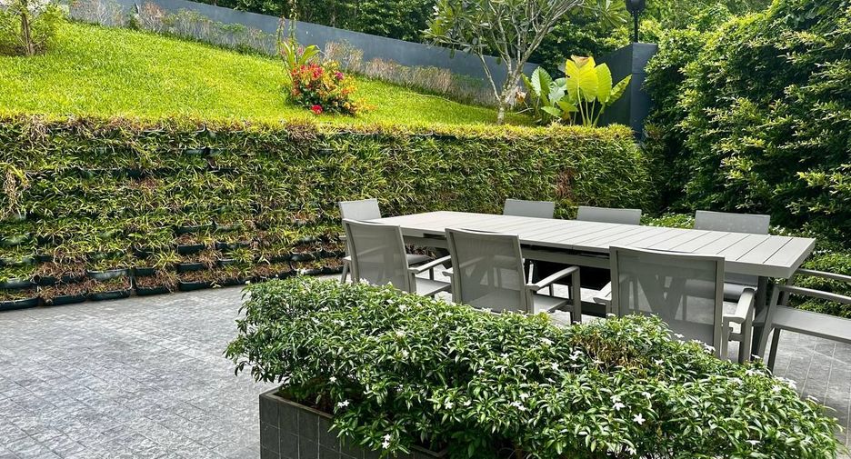 For sale 4 bedrooms villa in Ko Samui, Surat Thani