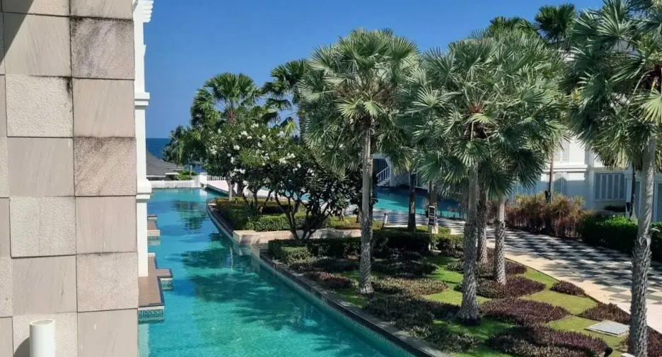 For sale 4 bedrooms condo in Hua Hin, Prachuap Khiri Khan