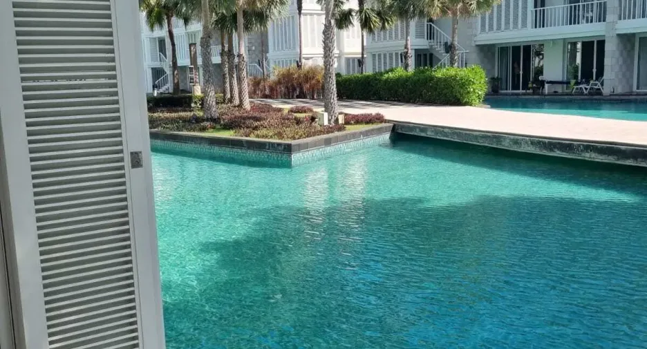 For sale 4 bedrooms condo in Hua Hin, Prachuap Khiri Khan
