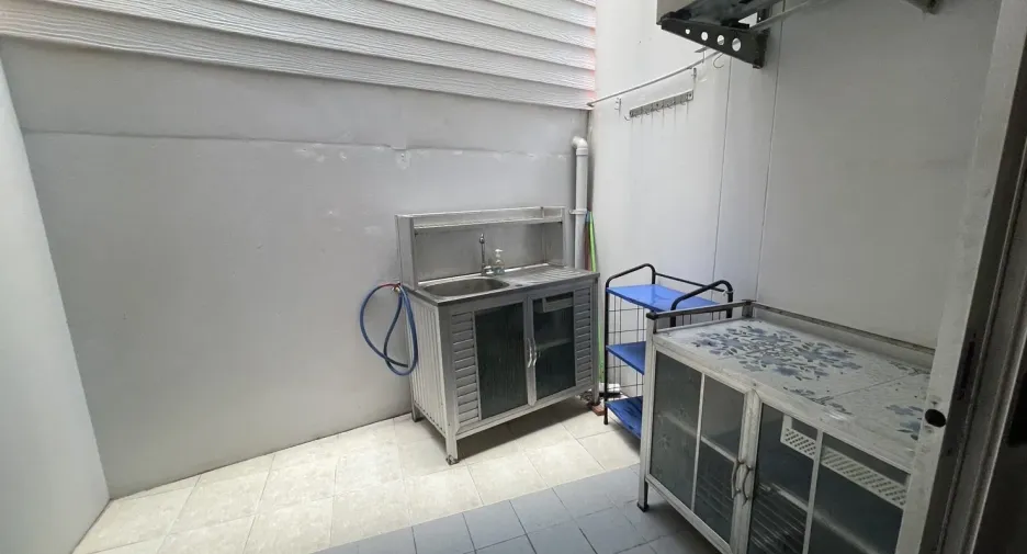 For rent 3 bedrooms townhouse in Hua Hin, Prachuap Khiri Khan