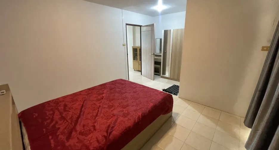 For rent 3 bedrooms townhouse in Hua Hin, Prachuap Khiri Khan