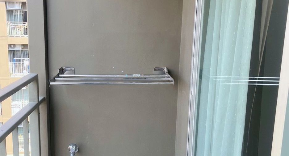 Wohnung zur Miete mit 1 Zimmer in Bang Na, Bangkok