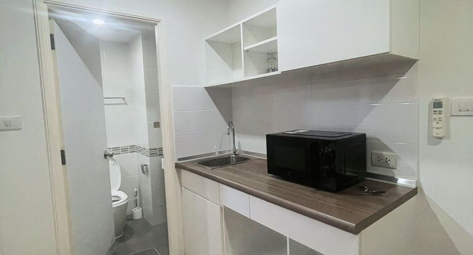 Wohnung zur Miete mit 1 Zimmer in Bang Na, Bangkok
