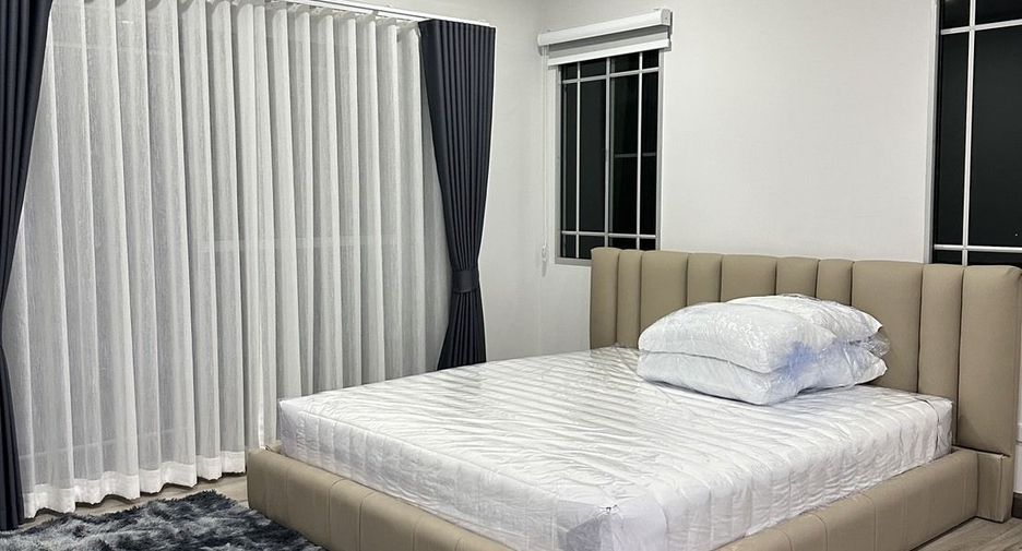 For rent 3 bedrooms house in Mueang Chiang Mai, Chiang Mai