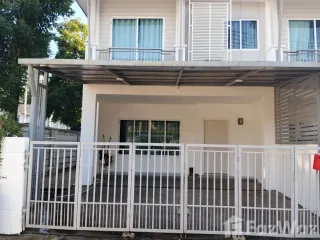For Rent 3 Bedroom Townhouse In Mueang Chiang Mai