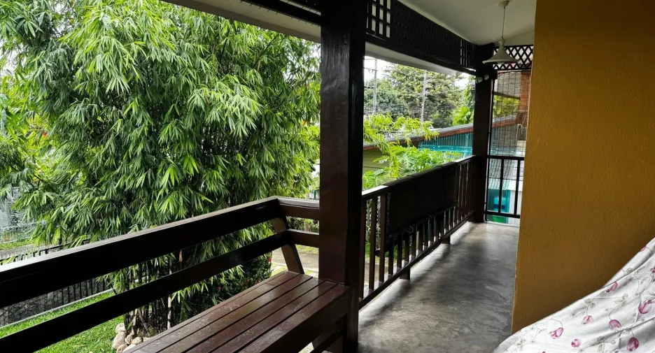 Casa en alquiler de 4 habitaciones en Hang Dong, Chiang Mai