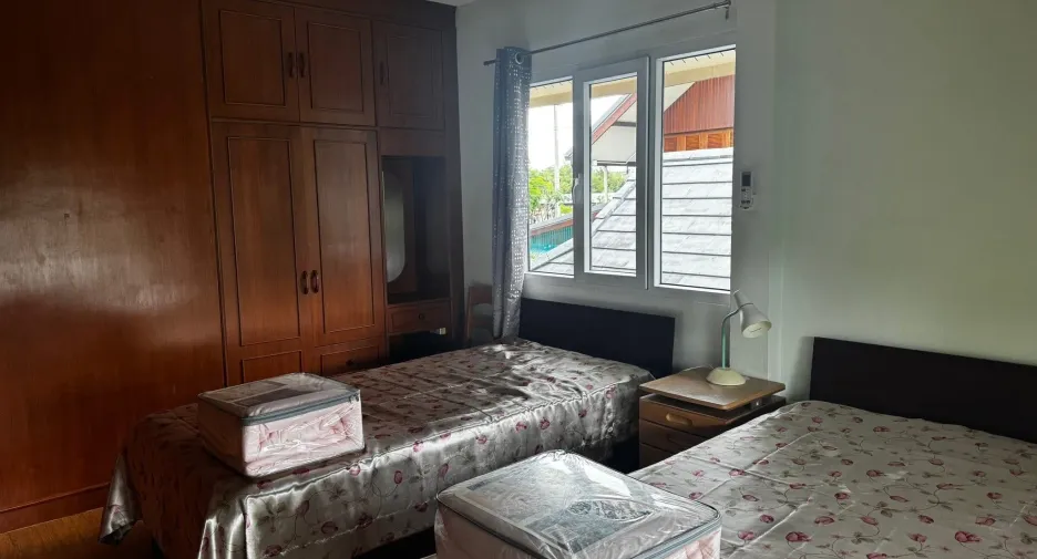 Casa en alquiler de 4 habitaciones en Hang Dong, Chiang Mai