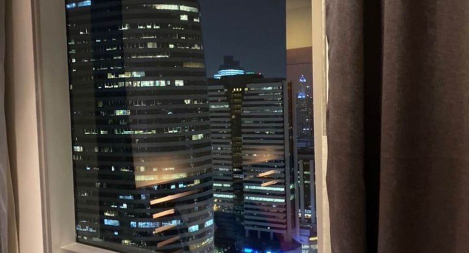 For sale 2 bedrooms condo in Sathon, Bangkok