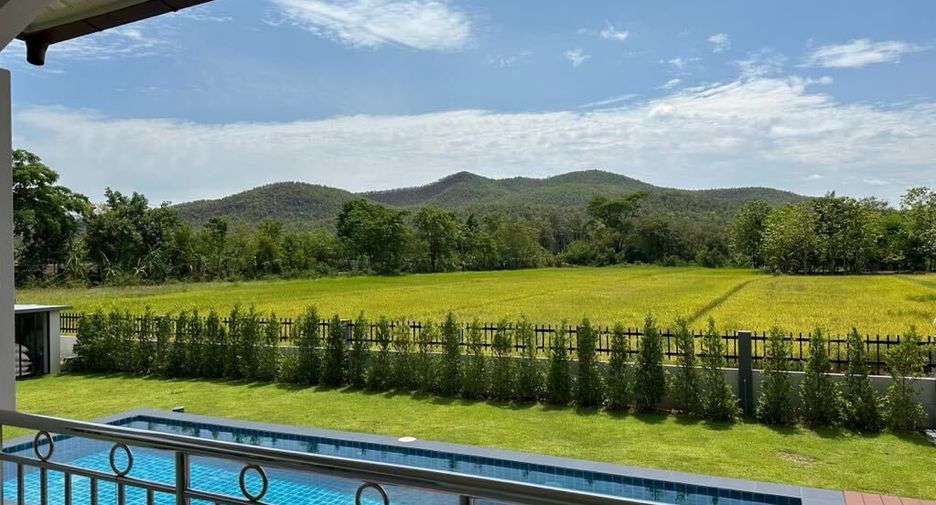 For sale 4 bedrooms villa in Doi Saket, Chiang Mai