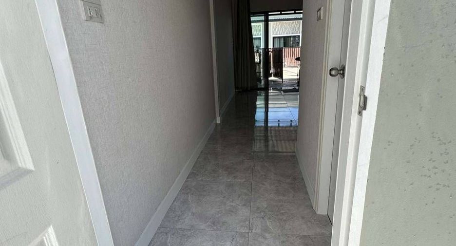 For rent 2 bedrooms townhouse in Hua Hin, Prachuap Khiri Khan