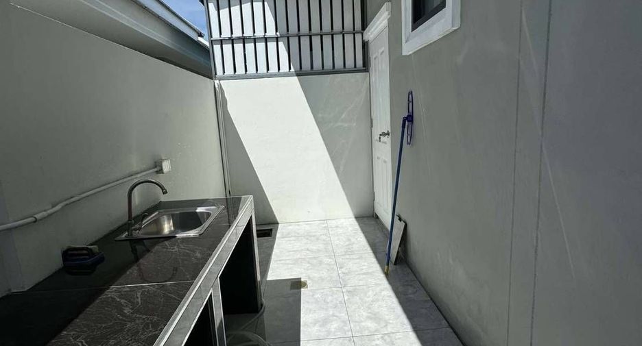 For rent 2 bedrooms townhouse in Hua Hin, Prachuap Khiri Khan