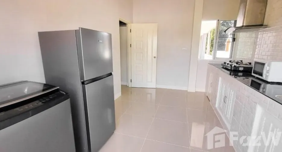 For rent 3 bedrooms house in Saraphi, Chiang Mai