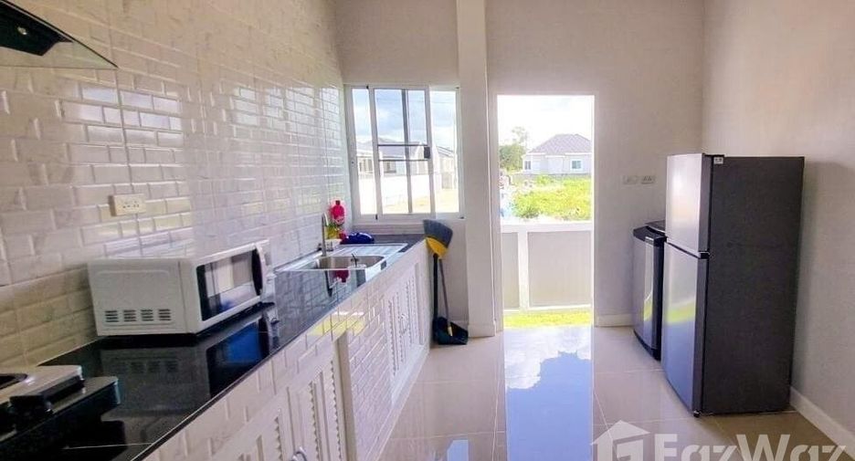 For rent 3 bedrooms house in Saraphi, Chiang Mai