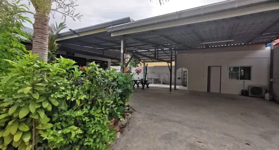 À vendre et à louer 5 chambres maison à Hua Hin, Prachuap Khiri Khan