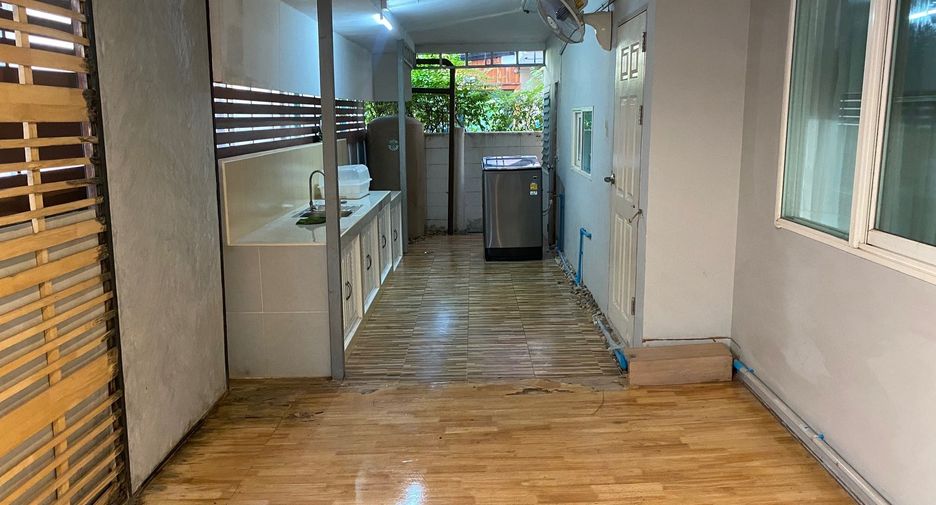 For sale 3 bedrooms house in Min Buri, Bangkok