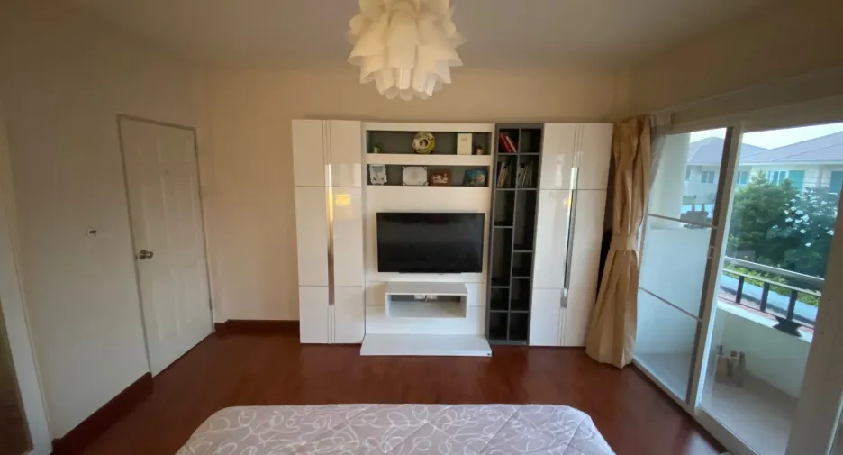 For sale 3 bedrooms house in Min Buri, Bangkok