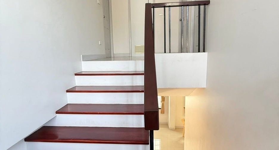 Casa en alquiler de 3 habitaciones en San Sai, Chiang Mai