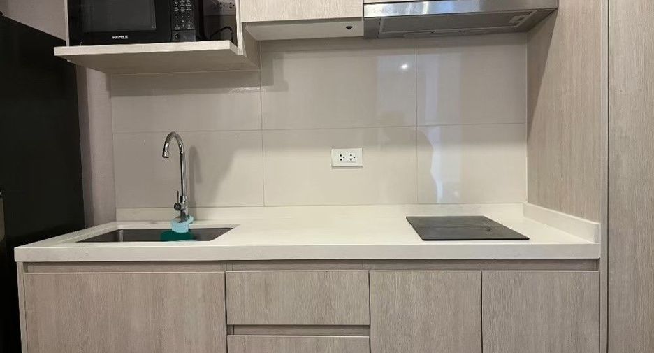 For sale and for rent 1 bed condo in Si Racha, Chonburi