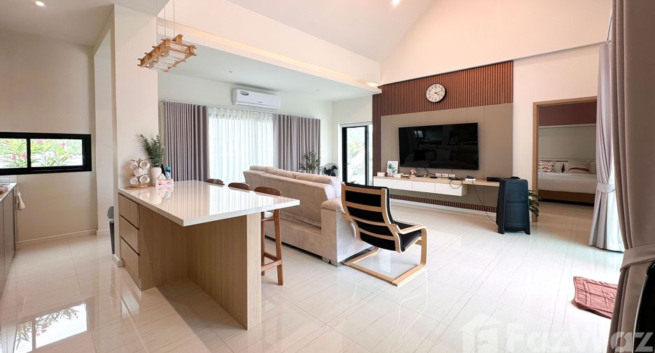 For rent 3 bedrooms villa in Hua Hin, Prachuap Khiri Khan