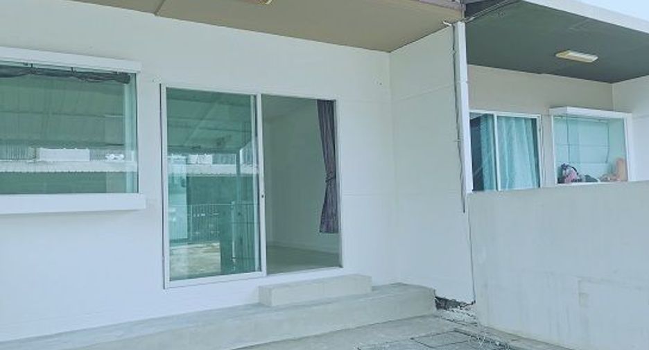 For sale 2 bedrooms townhouse in Phra Samut Chedi, Samut Prakan