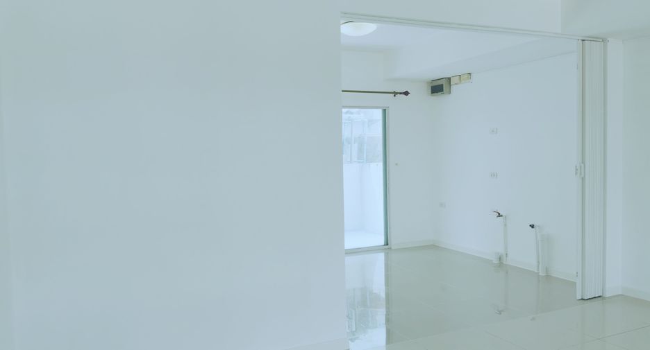 For sale 2 bedrooms townhouse in Phra Samut Chedi, Samut Prakan