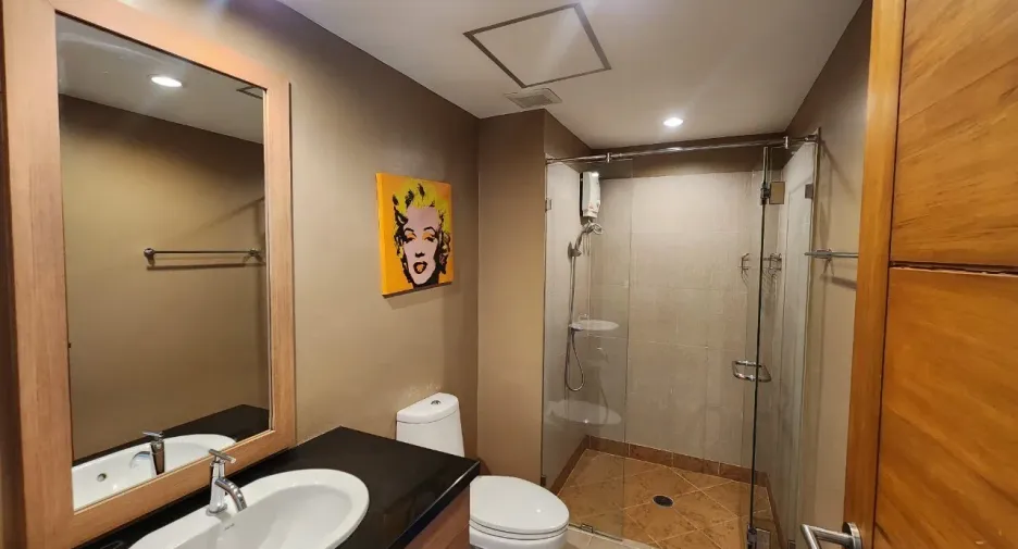 For rent 2 bedrooms condo in Cha Am, Phetchaburi