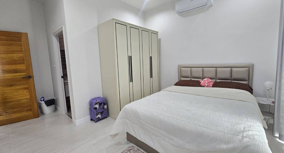 For rent 3 bedrooms villa in Hua Hin, Prachuap Khiri Khan